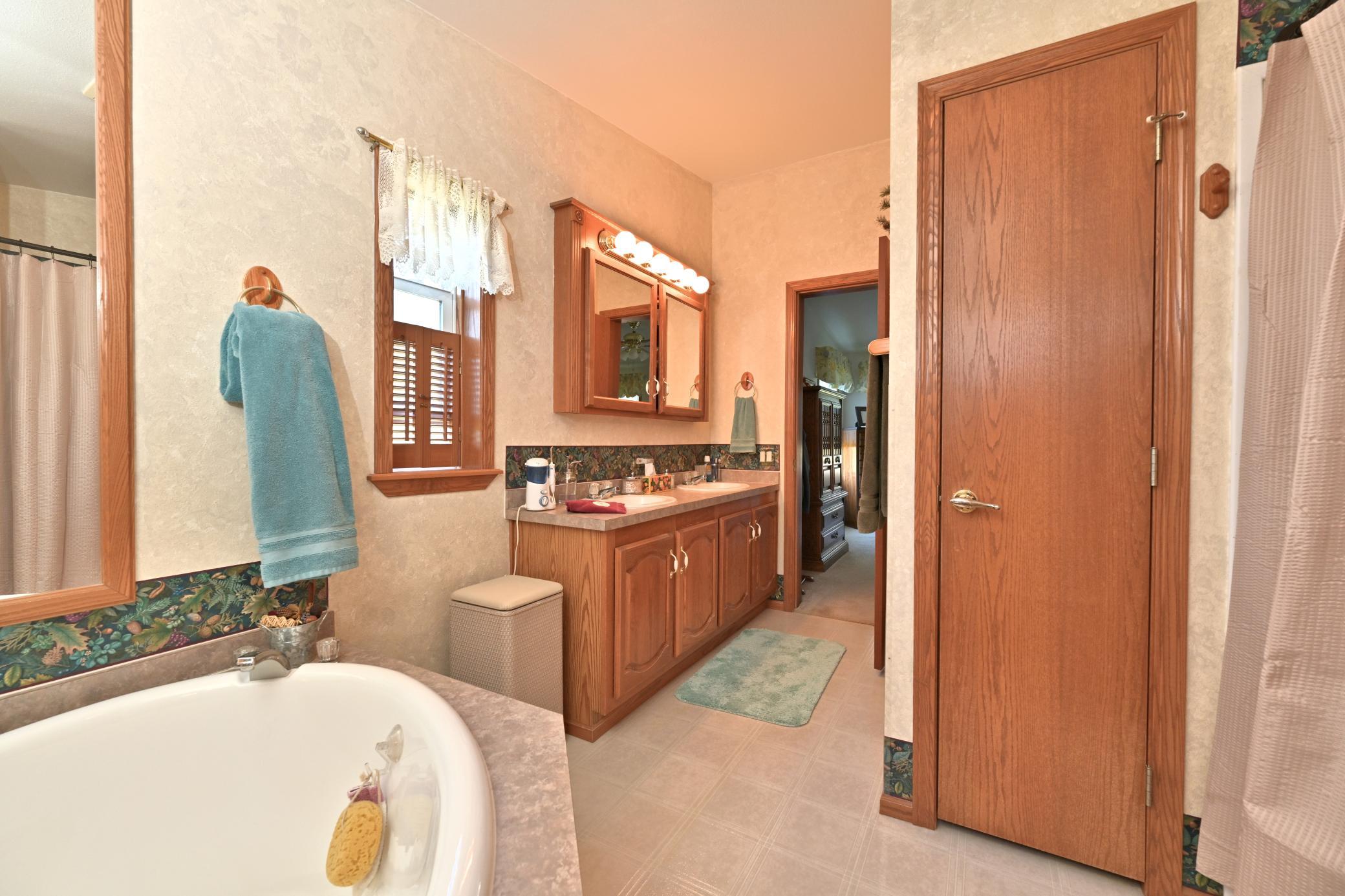 38922 Christie Lane Cohasset, MN 55721 - Photo 15 of 31