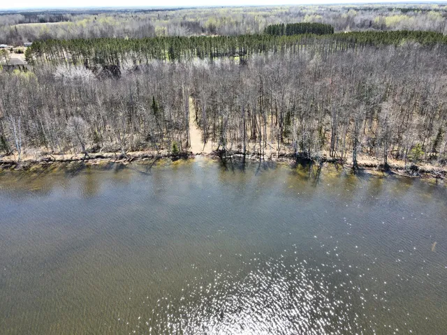 $429,900 | 38922 Christie Lane, Cohasset, MN 55721