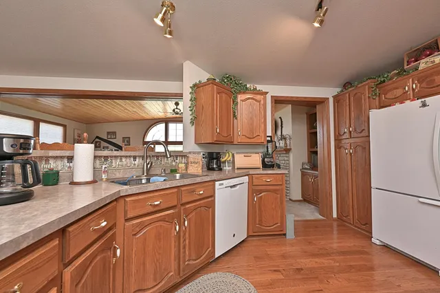 $429,900 | 38922 Christie Lane, Cohasset, MN 55721