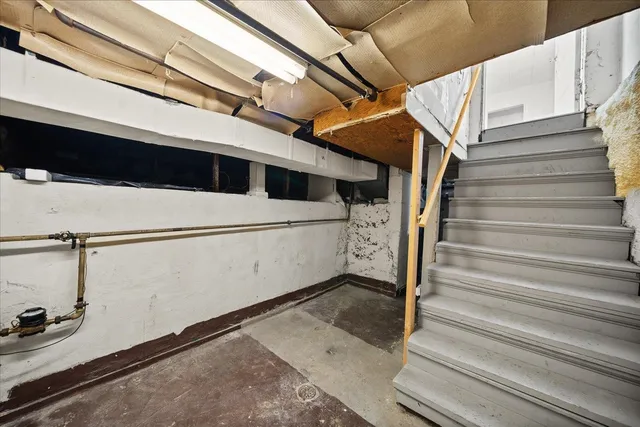 $325,000 | 2015 West Mansfield Avenue, Spokane, WA 99205