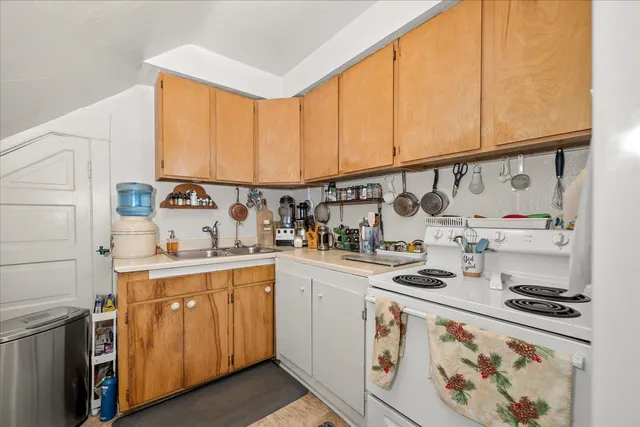 $325,000 | 2015 West Mansfield Avenue, Spokane, WA 99205