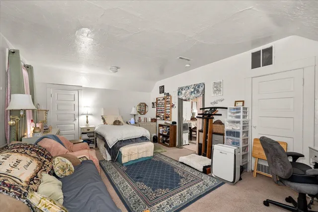 $325,000 | 2015 West Mansfield Avenue, Spokane, WA 99205