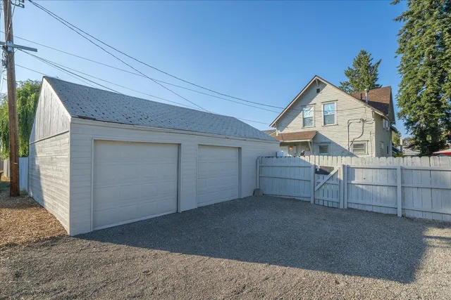 $325,000 | 2015 West Mansfield Avenue, Spokane, WA 99205