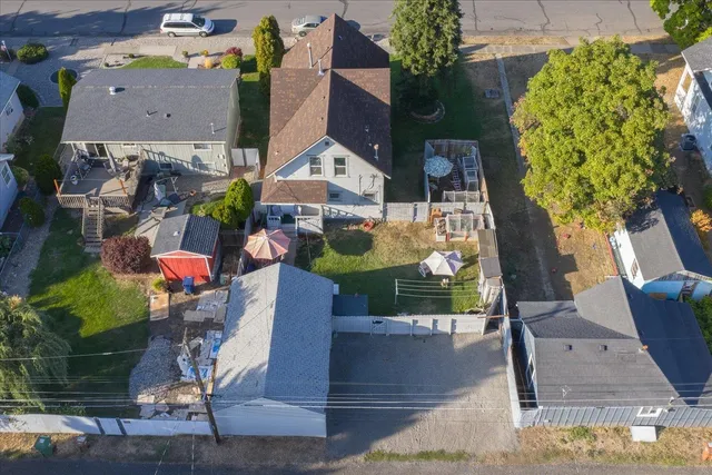 $325,000 | 2015 West Mansfield Avenue, Spokane, WA 99205