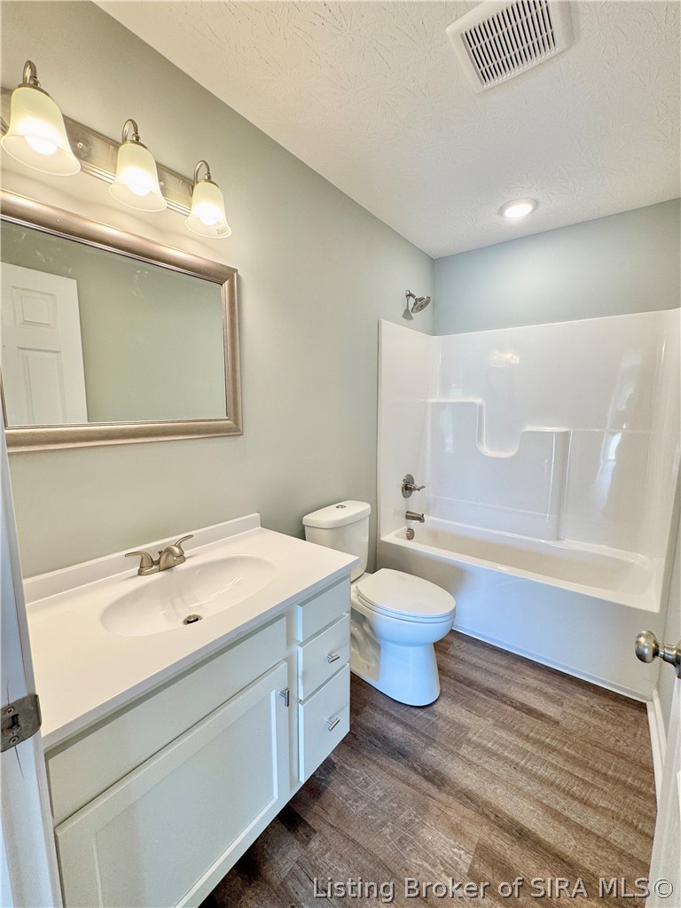 3518 South Robbins Road Lexington, IN 47138 - Photo 18 of 21 Bath 2