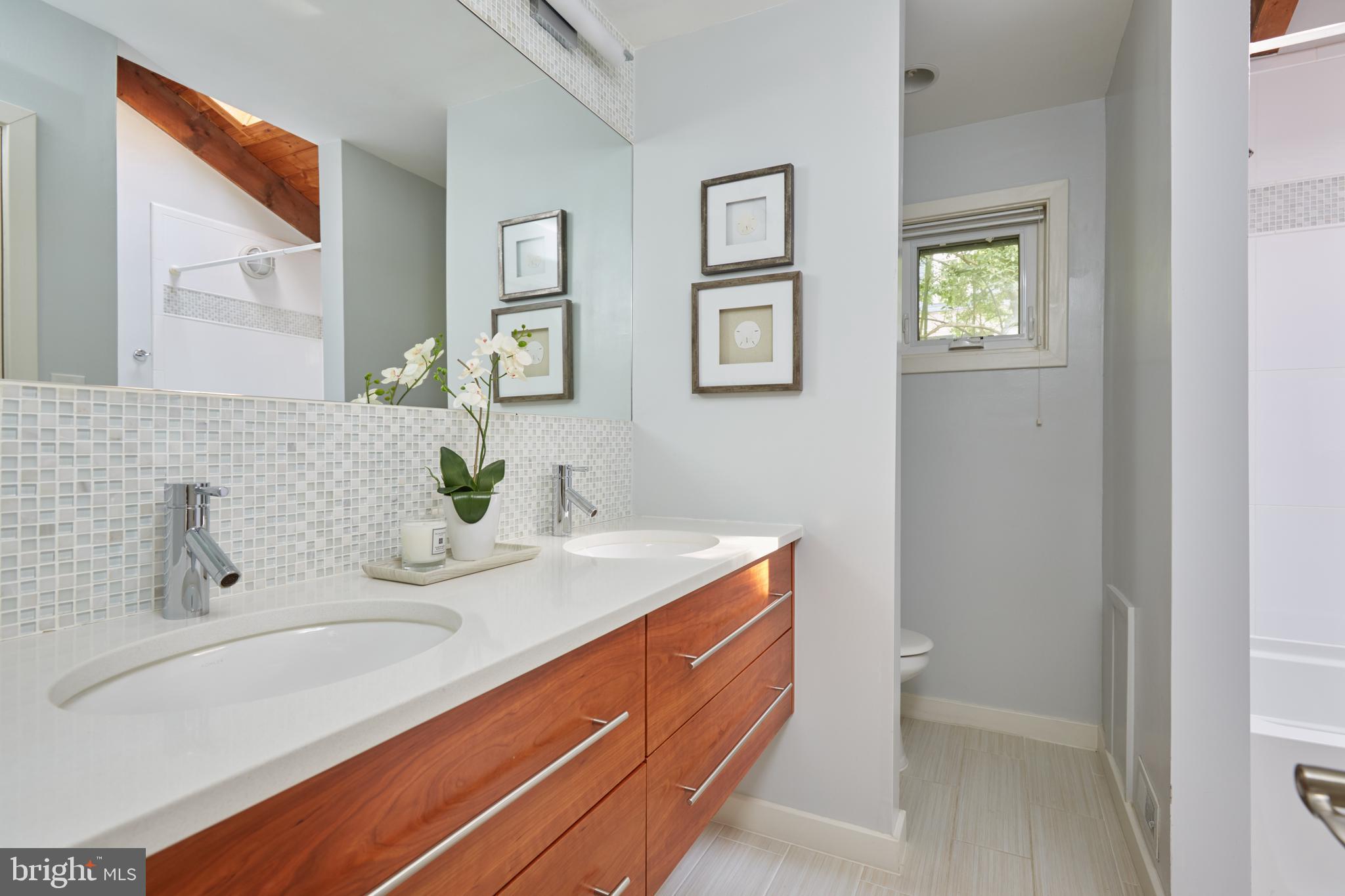 6433 Wiscasset Road Bethesda, MD 20816 - Photo 23 of 49 Gallery Image 23