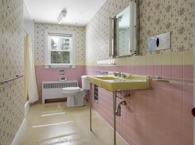 $549,900 | 121 East Fork Road, Camden, ME 04843