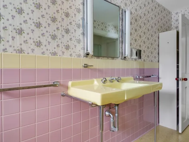 $549,900 | 121 East Fork Road, Camden, ME 04843