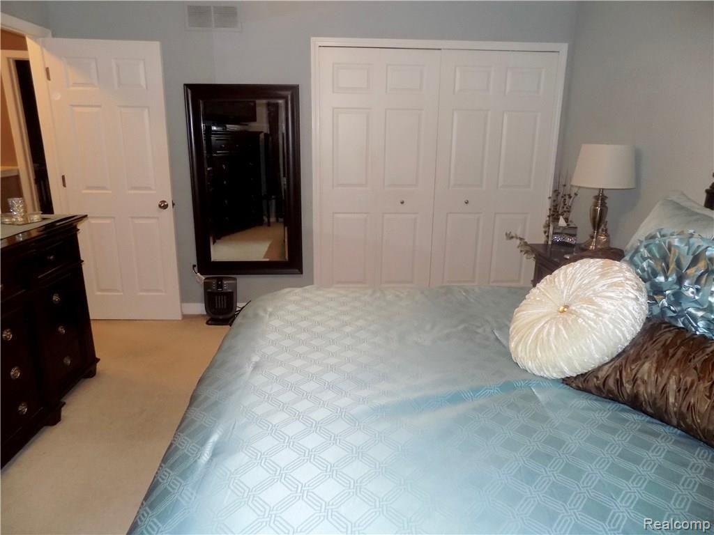 1905 Medler Road Commerce Township, MI 48382 - Photo 14 of 34 NICE CLOSET SPACE!