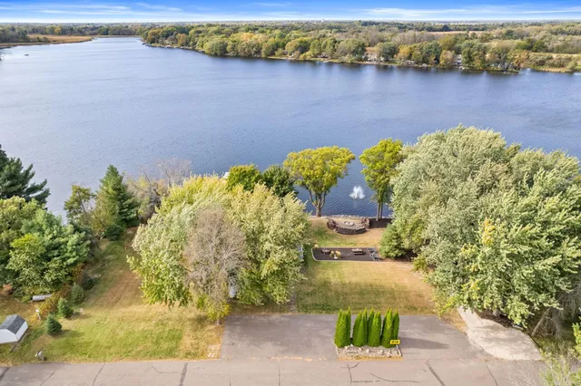 $650,000 | 33190 Marmon Street Northeast, Cambridge, MN 55008