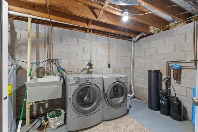 $650,000 | 33190 Marmon Street Northeast, Cambridge, MN 55008