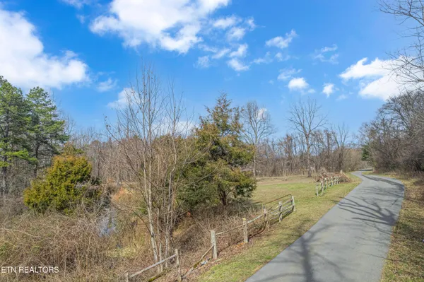 $172,500 | Collier Loop, Dandridge, TN 37725