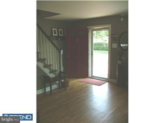 1806 Thomas Road Wilmington, DE 19803 - Photo 2 of 12 Living Room