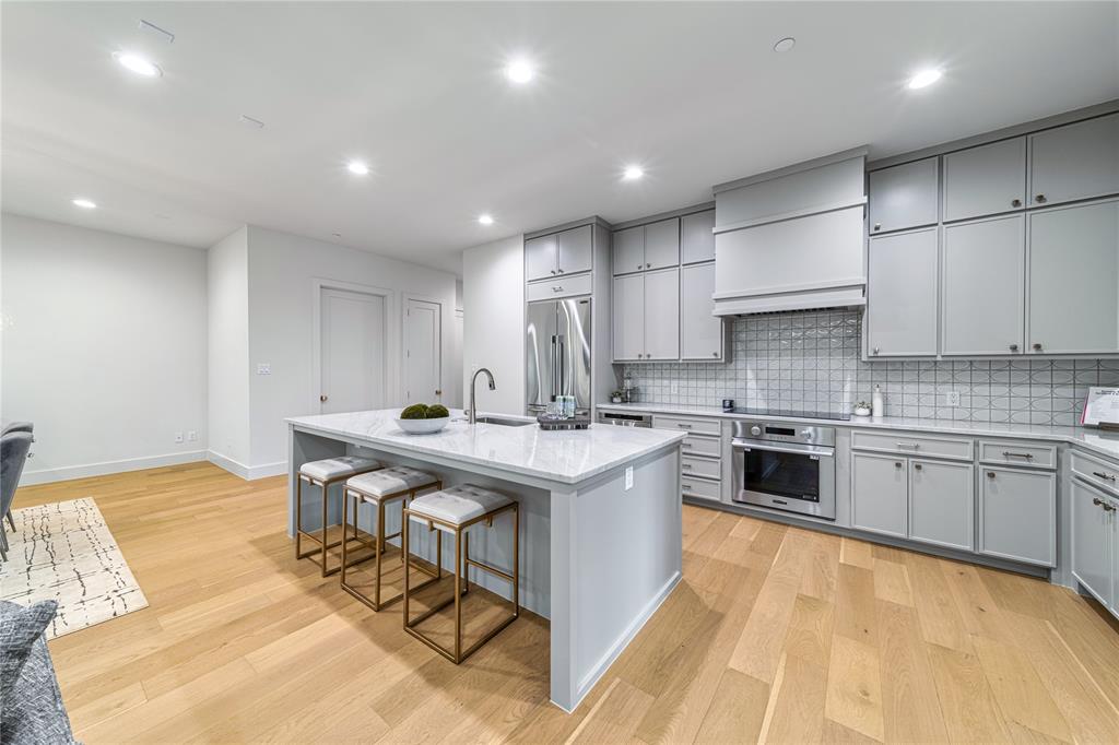 3601 Routh Street, Unit 1B Dallas, TX 75219 - Photo 8 of 26 Gallery Image 8