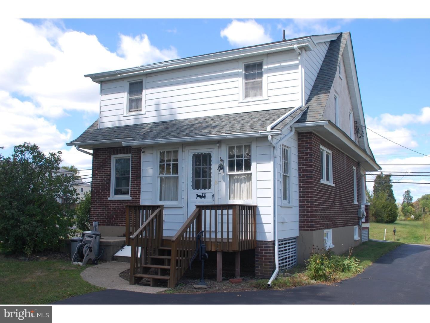 86 East Ridge Avenue Telford, PA 18969 - Photo 12 of 25 Exterior Back