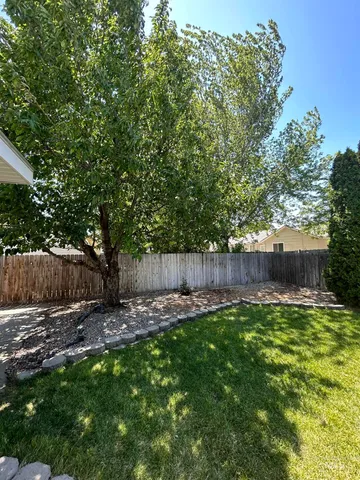 $339,900 | 1265 Eric Court, Mountain Home, ID 83647