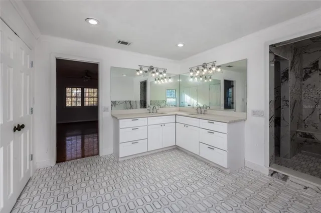 $850,000 | 1701 Northwest 30th Terrace, Gainesville, FL 32605