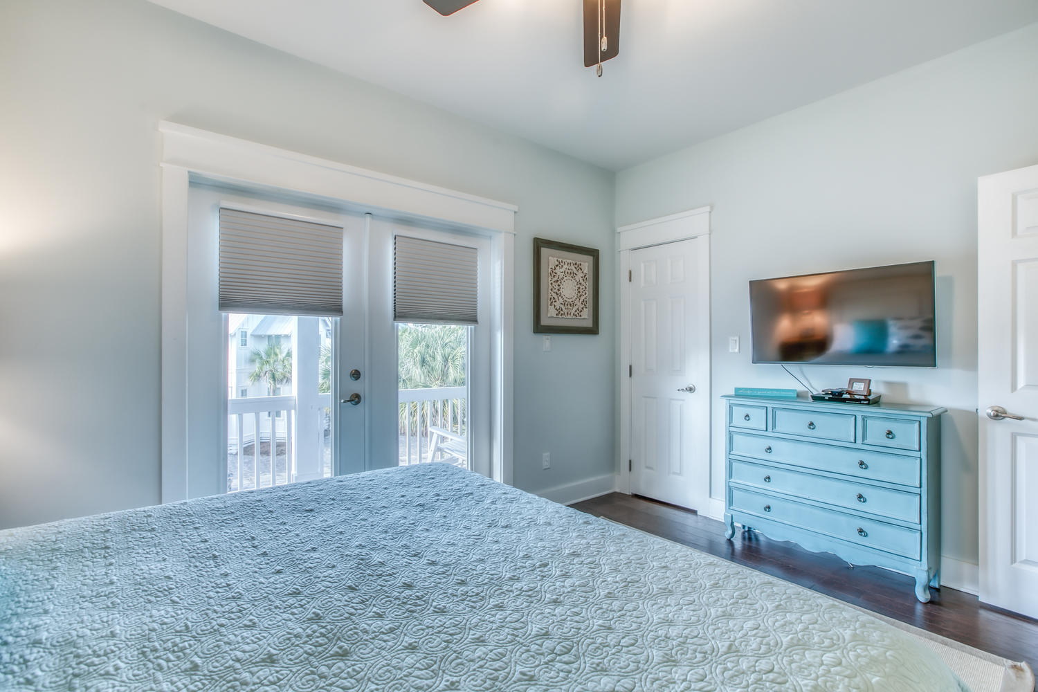 105 Lifeguard Loop West Inlet Beach, FL 32461 - Photo 26 of 45 a view of a livingroom with closet and cabinet