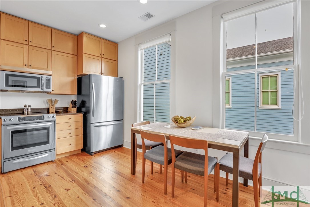 218 Houston Street Savannah, GA 31401 - Photo 17 of 33