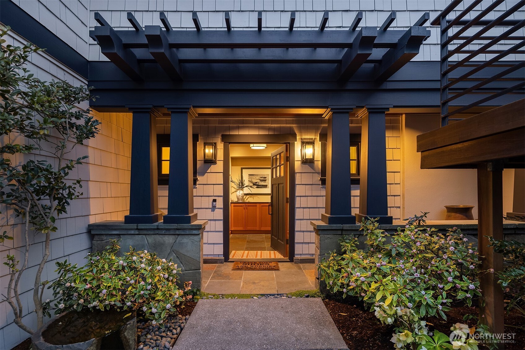 6841 Ripley Lane North Renton, WA 98056 - Photo 4 of 40