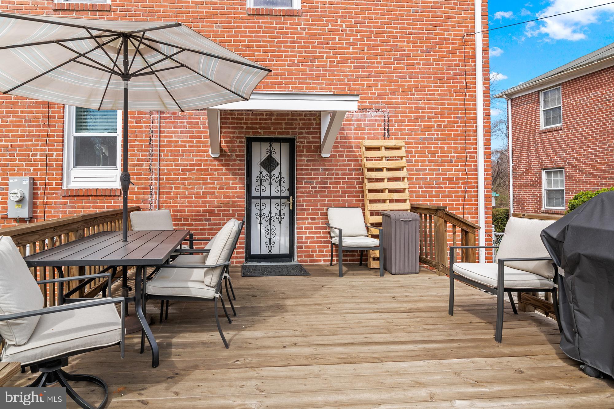 4823 Herring Run Drive Baltimore, MD 21214 - Photo 33 of 34 a balcony view with a seating space