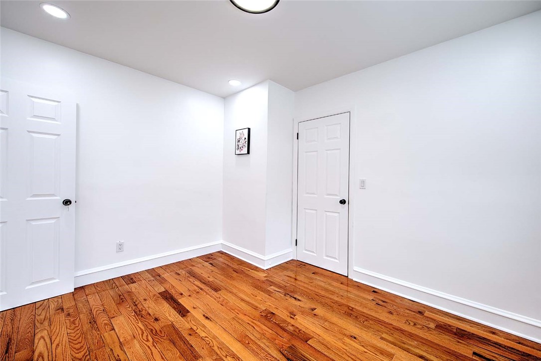 46 Hopewell Avenue Cranston, RI 02920 - Photo 29 of 49
