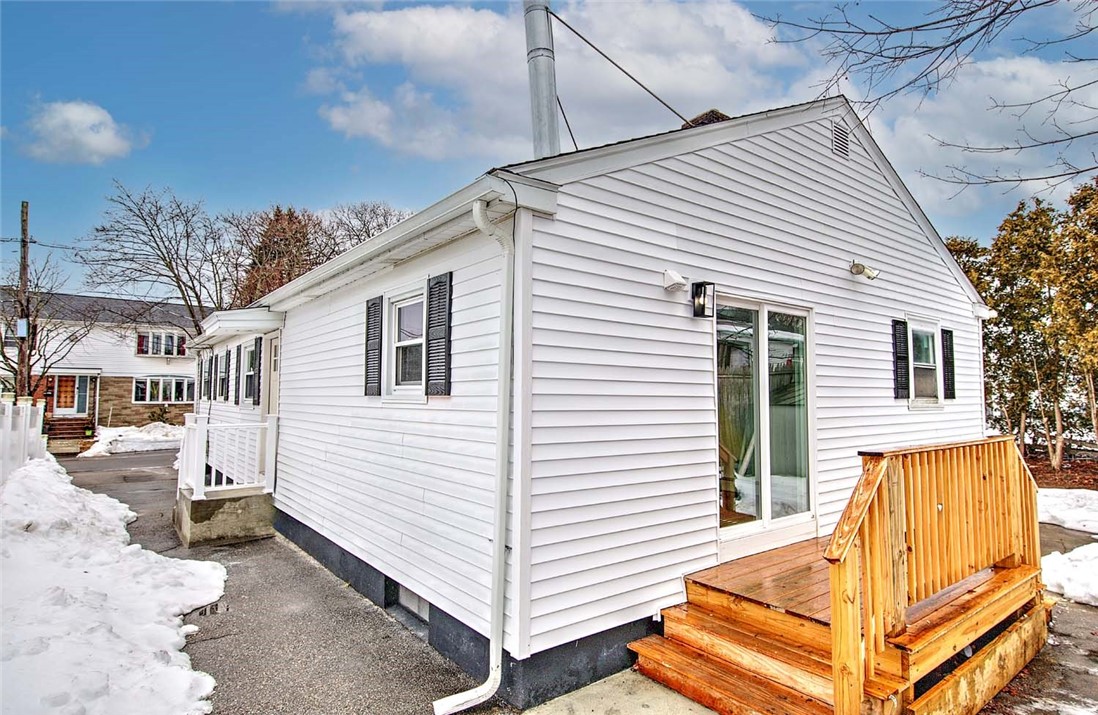 46 Hopewell Avenue Cranston, RI 02920 - Photo 46 of 49