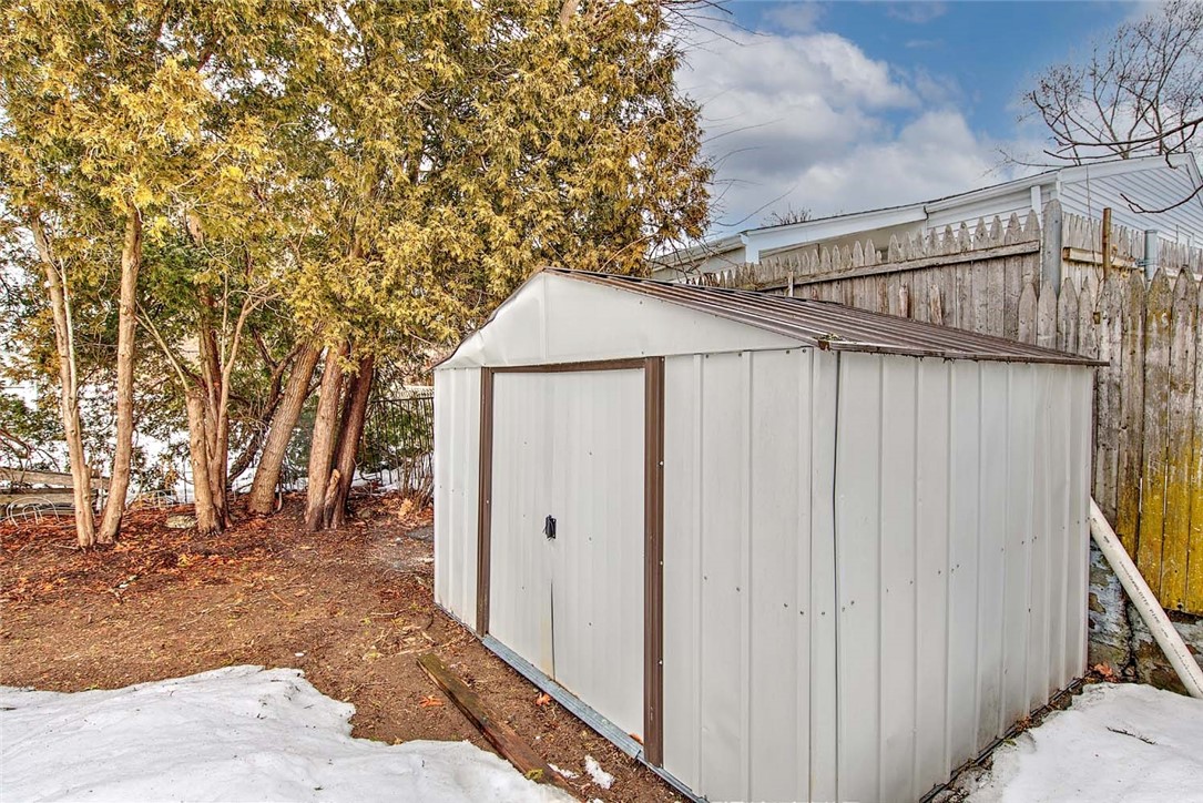 46 Hopewell Avenue Cranston, RI 02920 - Photo 48 of 49