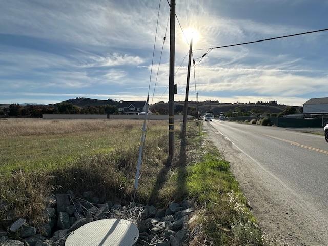 0 Cienega Road Hollister, CA 95023 - Photo 6 of 11 a view of a terrace with a garden