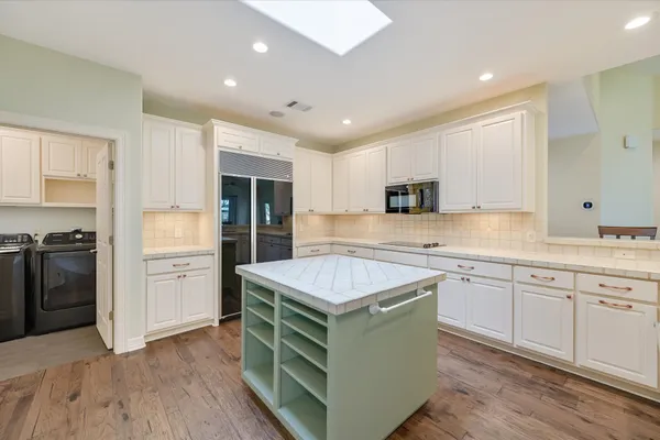 $679,000 | 2300 Founders Circle, Spicewood, TX 78669