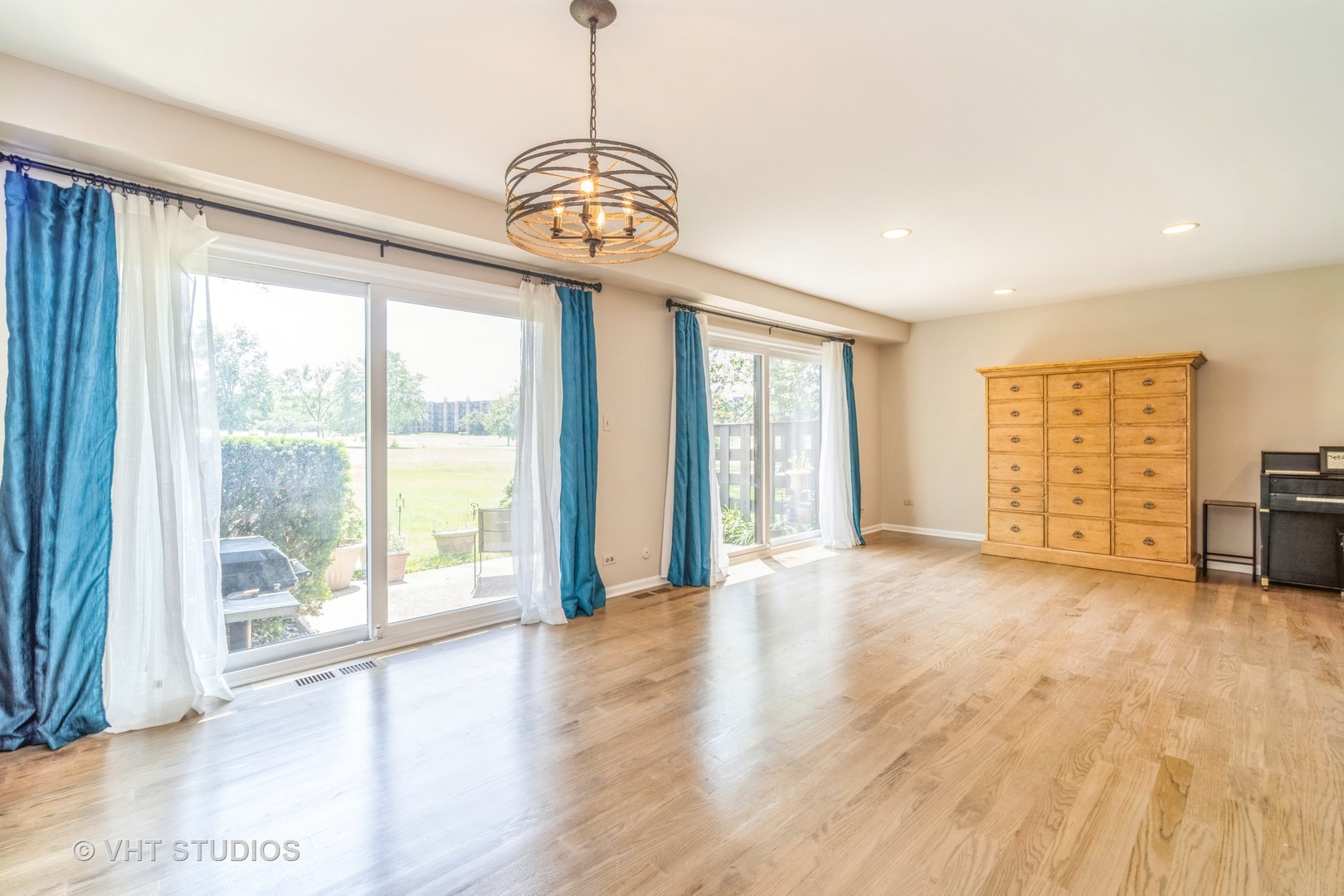 3885 Mission Hills Road, Unit U4D Northbrook, IL 60062 - Photo 11 of 29 Gallery Image 11