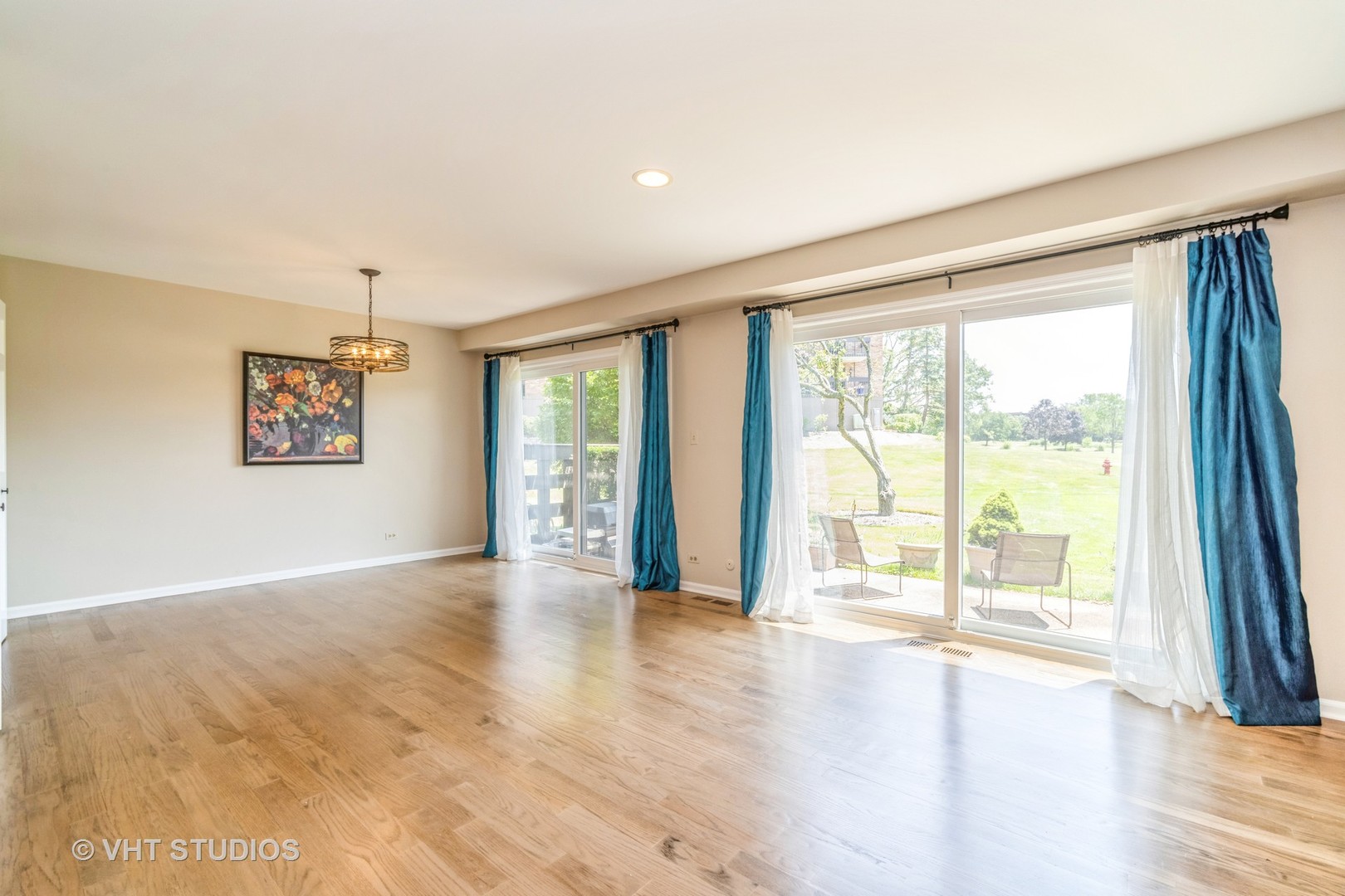 3885 Mission Hills Road, Unit U4D Northbrook, IL 60062 - Photo 8 of 29 Gallery Image 8
