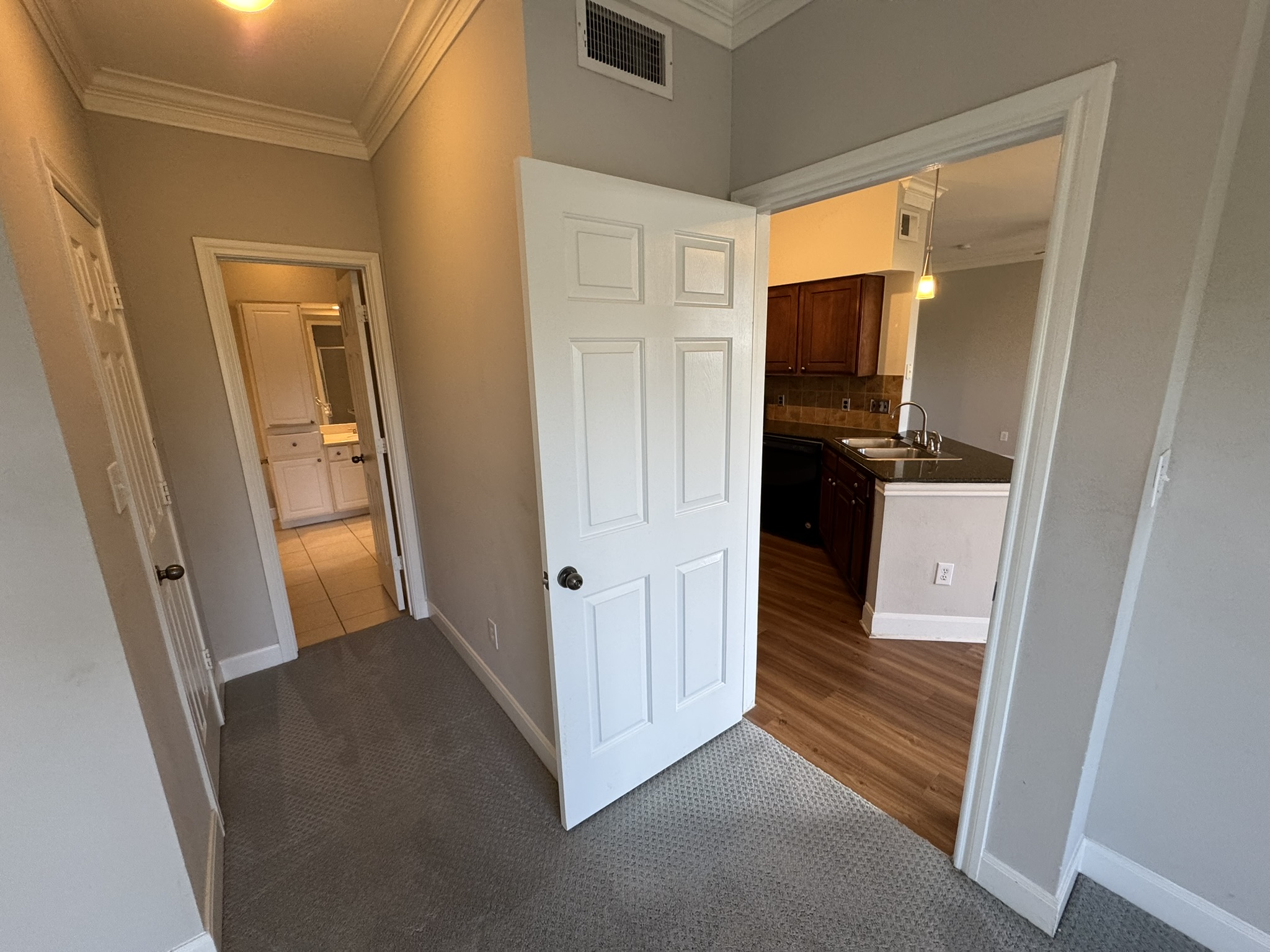 7701 Rialto Boulevard, Unit 125 Austin, TX 78735 - Photo 17 of 32 Gallery Image 17