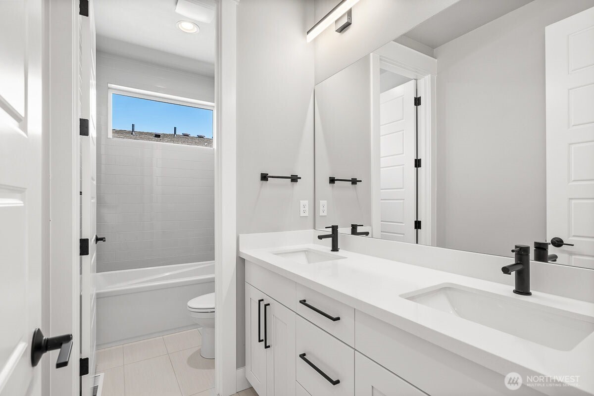 1436 238th Street Southeast Bothell, WA 98021 - Photo 15 of 20