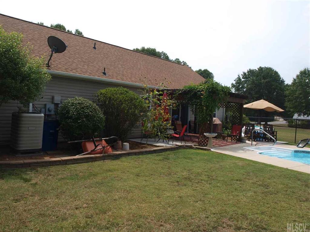 815 Rock Barn Road Northeast Conover, NC 28613 - Photo 14 of 24 Gallery Image 14
