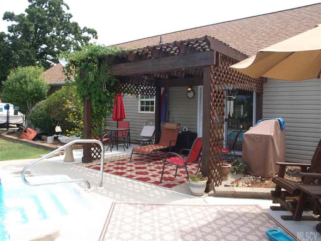 815 Rock Barn Road Northeast Conover, NC 28613 - Photo 10 of 24 Gallery Image 10