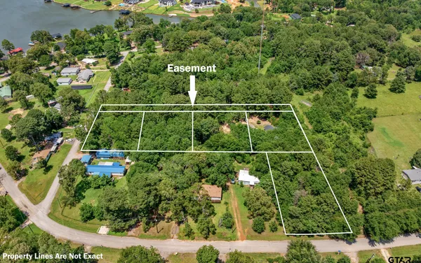$300,000 | 15329 Scenic View Drive, Bullard, TX 75757