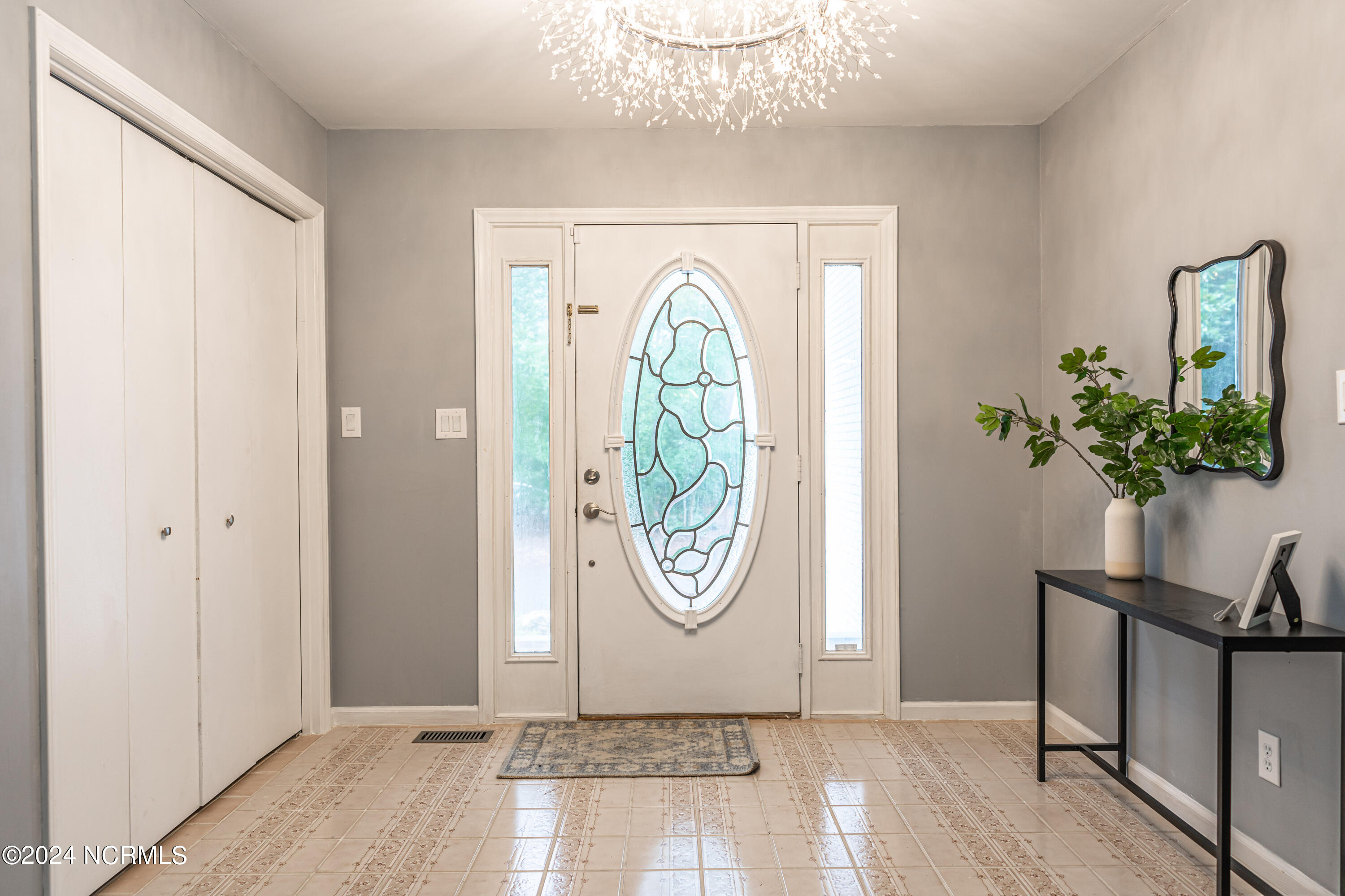 148 Edgewood Road Cameron, NC 28326 - Photo 11 of 61 Foyer