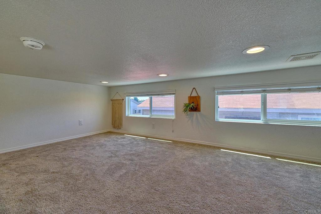 1549 North Vulcan Avenue, Unit 28 Encinitas, CA 92024 - Photo 16 of 22