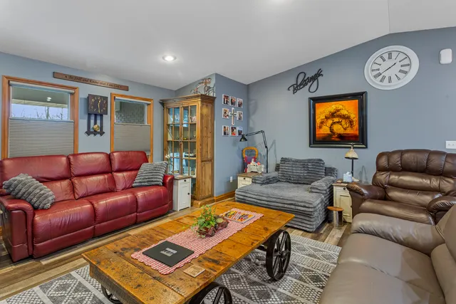 $515,000 | 401 A County Road 2500 North, Mahomet, IL 61853