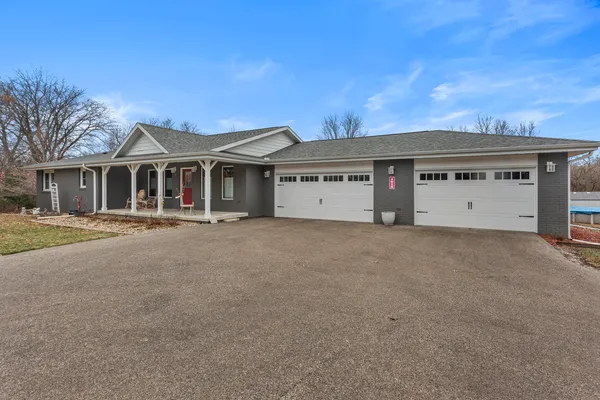 $489,900 | 401 A County Road 2500 North, Mahomet, IL 61853