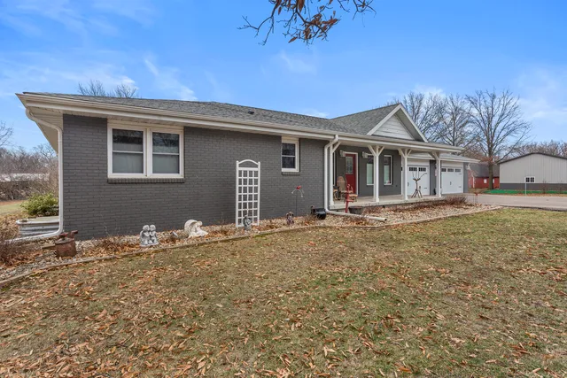 $515,000 | 401 A County Road 2500 North, Mahomet, IL 61853