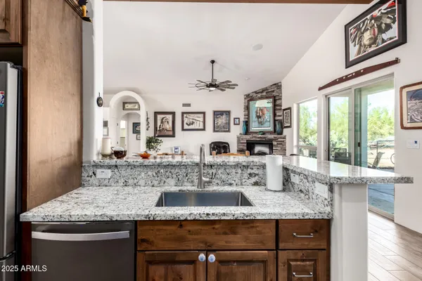 $1,199,000 | 44421 North 18th Street, New River, AZ 85087