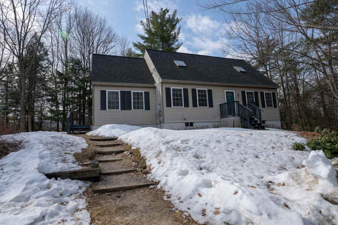 58 Littlefield Road Danbury, NH 03230 - Photo 1 of 20