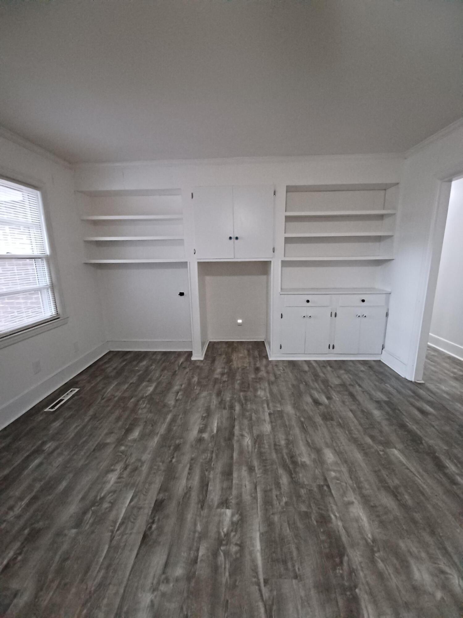 500 Haynes Street Walterboro, SC 29488 - Photo 8 of 46 20260308_135430