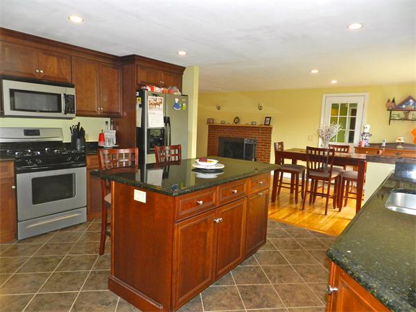 11 Center Hill Road Kingston, MA 02364 - Photo 11 of 23 Gallery Image 11