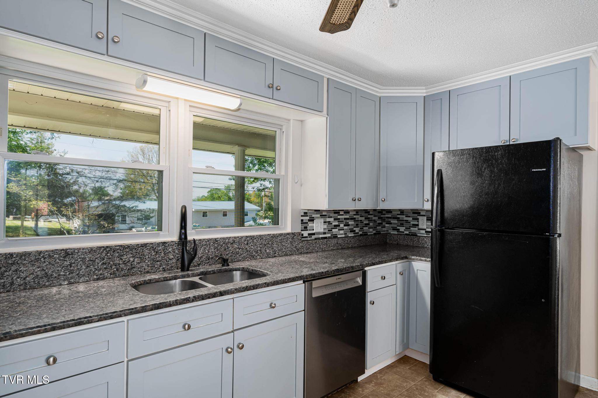 126 Charlem Hills Road Jonesborough, TN 37659 - Photo 13 of 51 126 Charlem Hills Road (30 of 51)