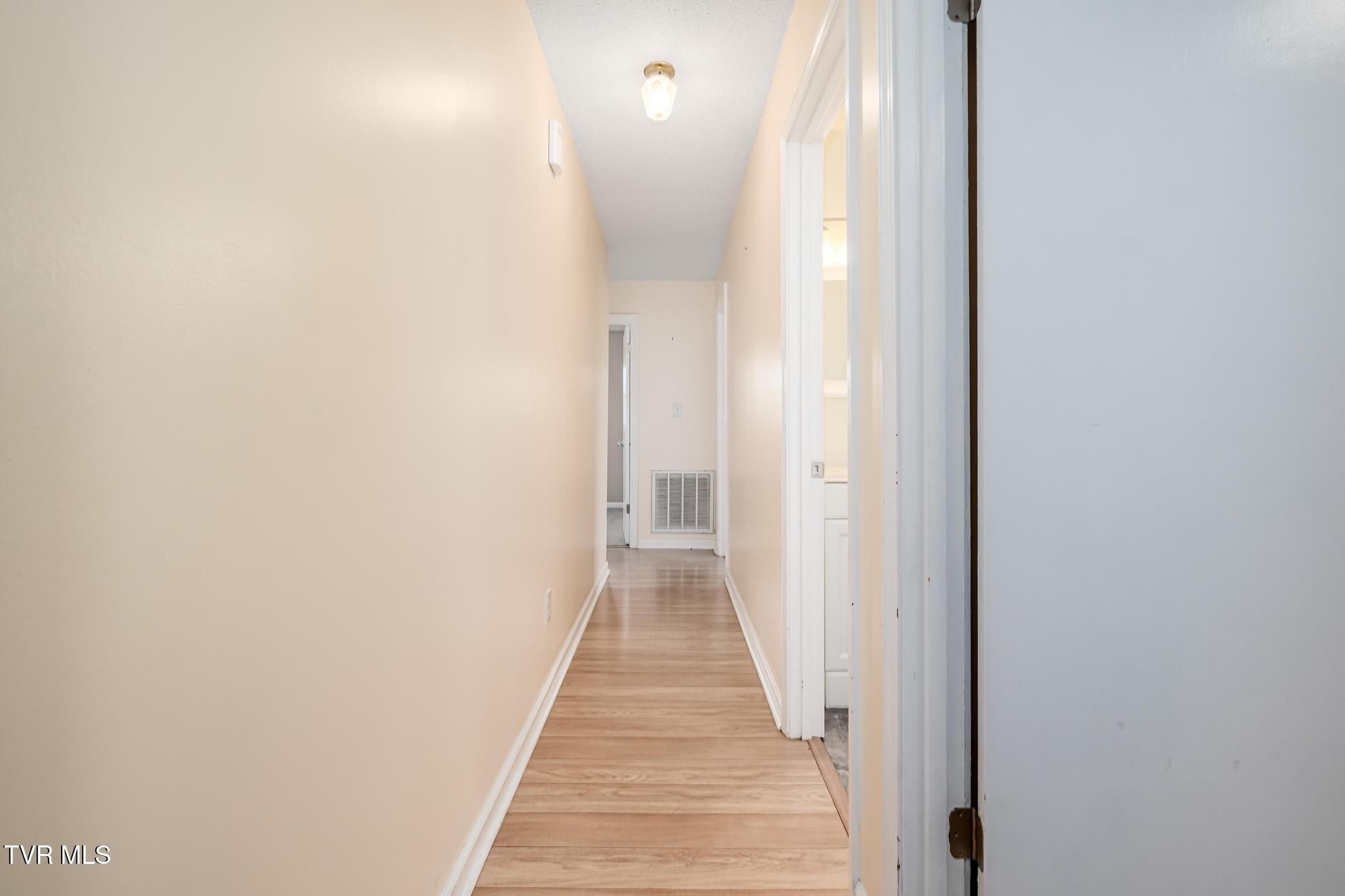 126 Charlem Hills Road Jonesborough, TN 37659 - Photo 14 of 51 126 Charlem Hills Road (38 of 51)