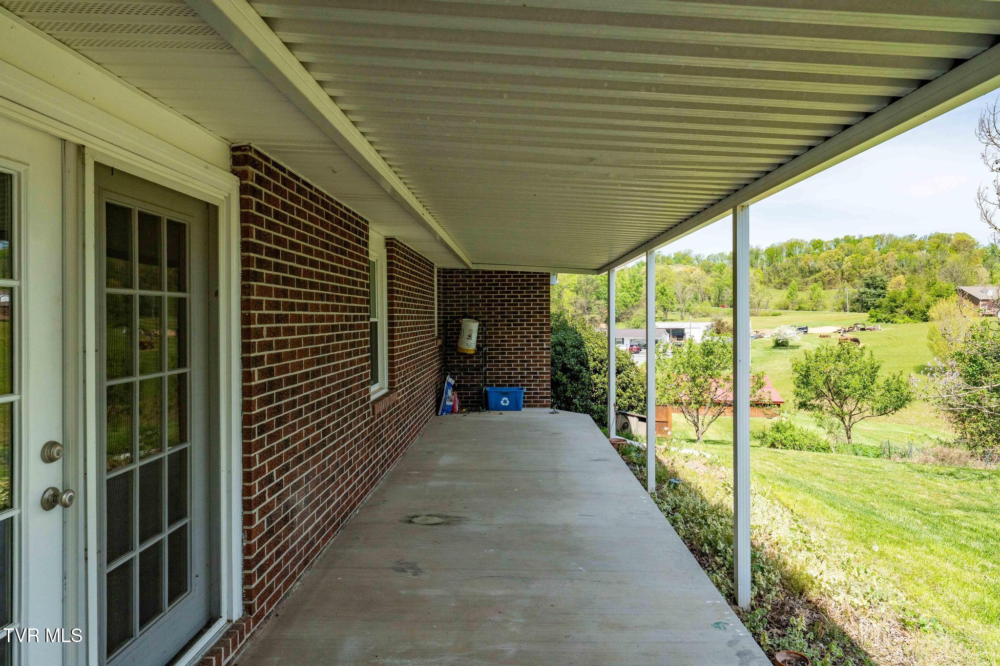 126 Charlem Hills Road Jonesborough, TN 37659 - Photo 33 of 51 126 Charlem Hills Road (16 of 51)