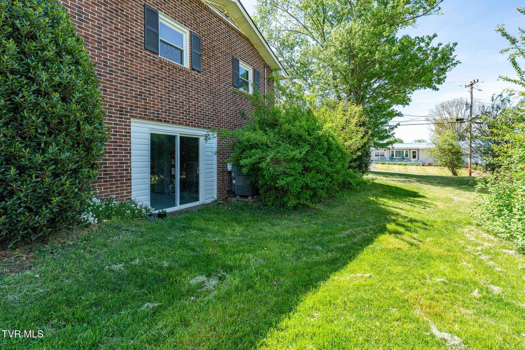 126 Charlem Hills Road Jonesborough, TN 37659 - Photo 36 of 51 126 Charlem Hills Road (22 of 51)